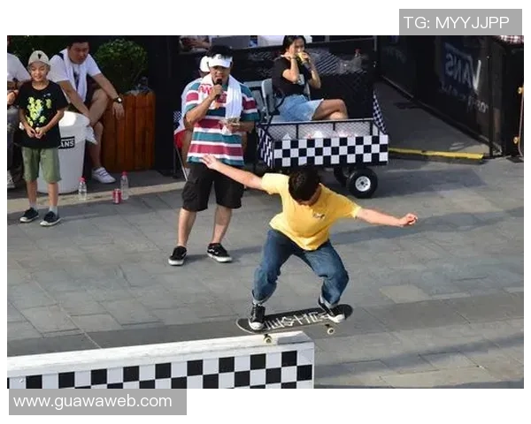 滑板精英赛精彩回顾：西安街舞队默契配合展现团队实力